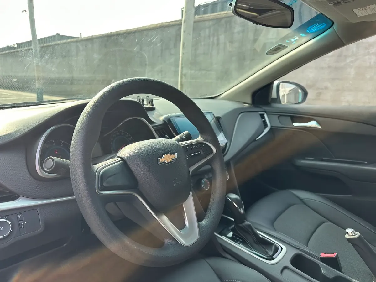 2016 Chevrolet Cavalier 1.5L 113HP L4 6AT,autocango,china used car exporter,china ev exporter,chinese used car exporter,chinese used ev exporter