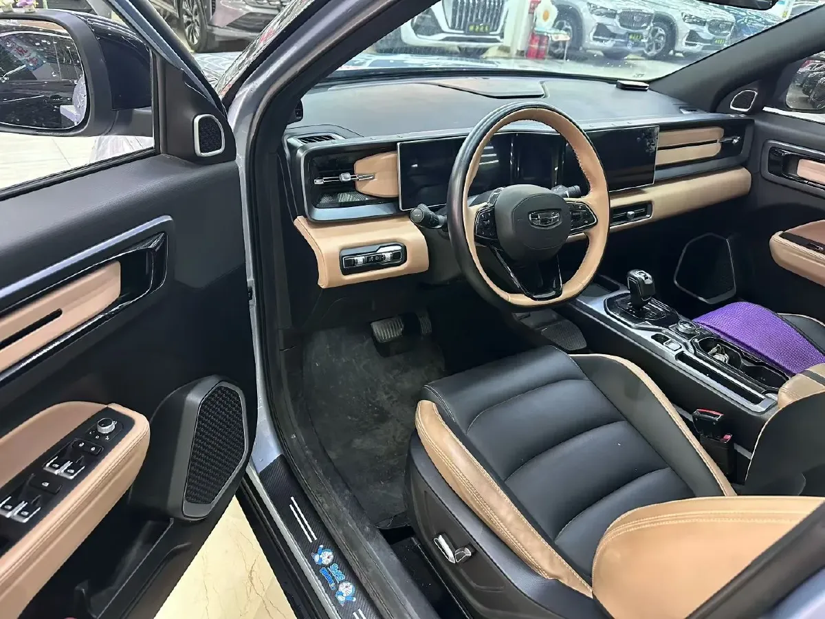 2023 Geely ICON 1.5T 181HP L4 7DCT,autocango,china used car exporter,china ev exporter,chinese used car exporter,chinese used ev exporter