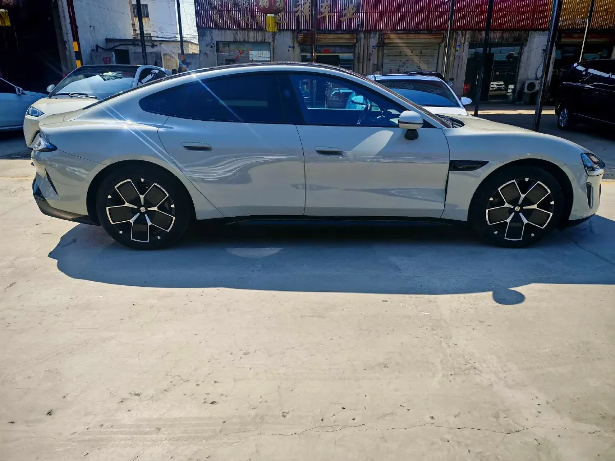 2024 MI SU7 BEV 73.6KWH,autocango,china used car exporter,china ev exporter,chinese used car exporter,chinese used ev exporter