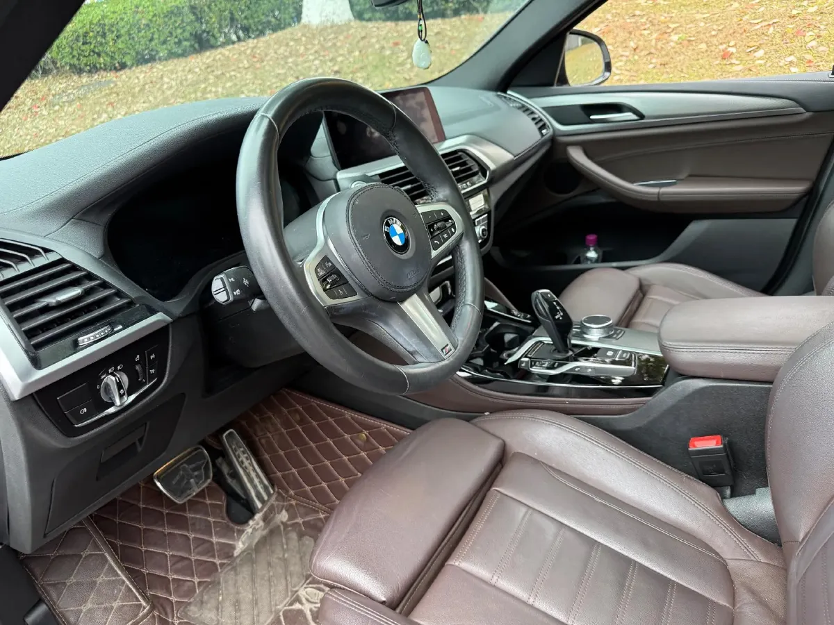 2020 BMW X4 2.0T 184HP L4 8AT,autocango,china used car exporter,china ev exporter,chinese used car exporter,chinese used ev exporter