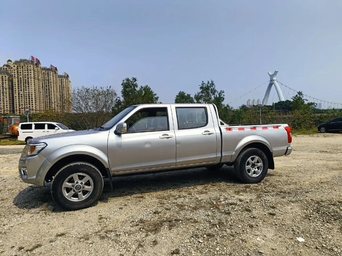 2018 Dongfeng RuiQi 2.5T 140HP L4 6MT,autocango,china used car exporter,china ev exporter,chinese used car exporter,chinese used ev exporter