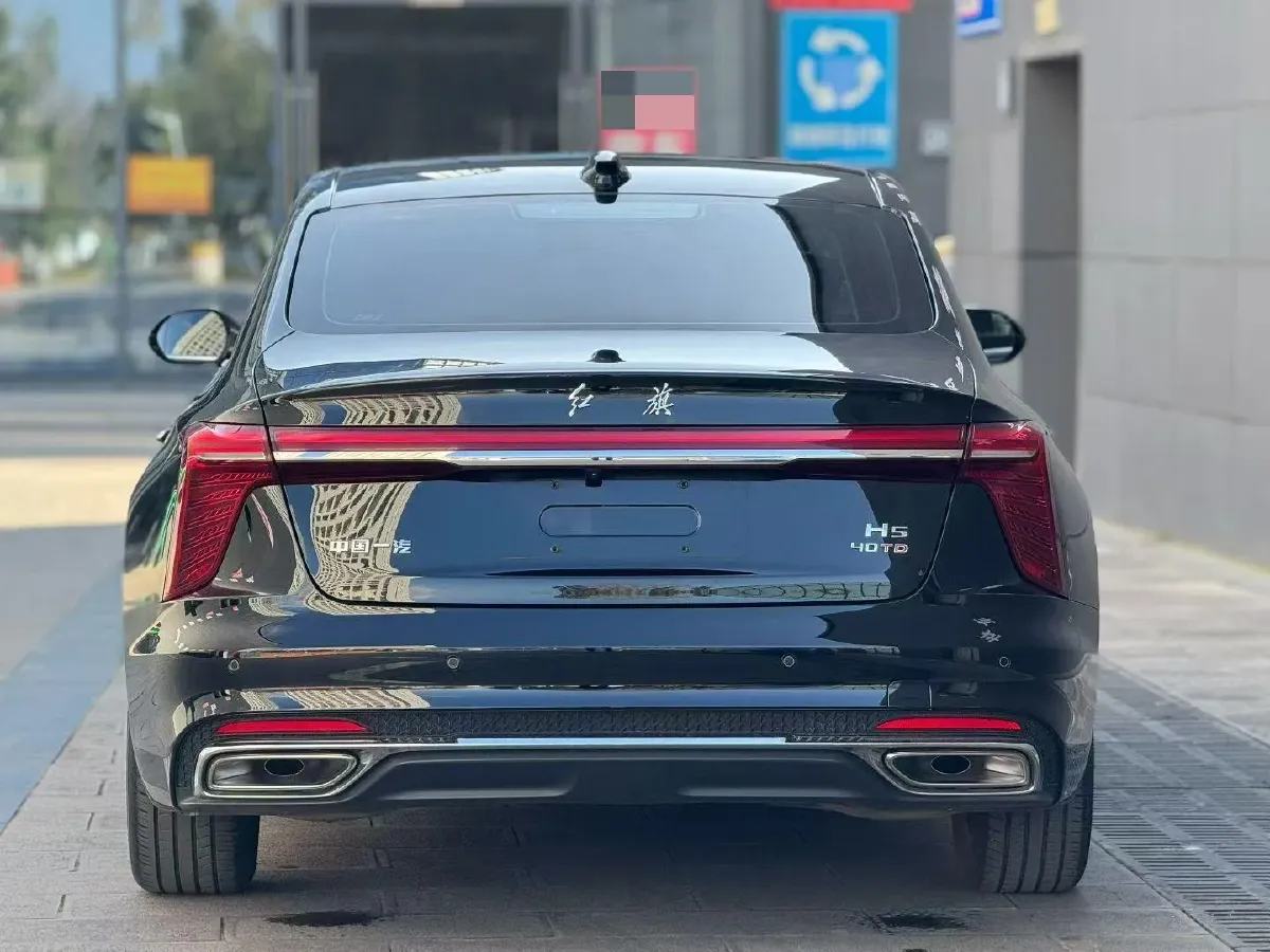2023 HongQi H5 2.0T 224HP L4 8AT,autocango,china used car exporter,china ev exporter,chinese used car exporter,chinese used ev exporter