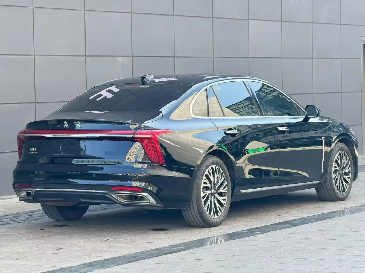 2023 HongQi H5 2.0T 224HP L4 8AT,autocango,china used car exporter,china ev exporter,chinese used car exporter,chinese used ev exporter