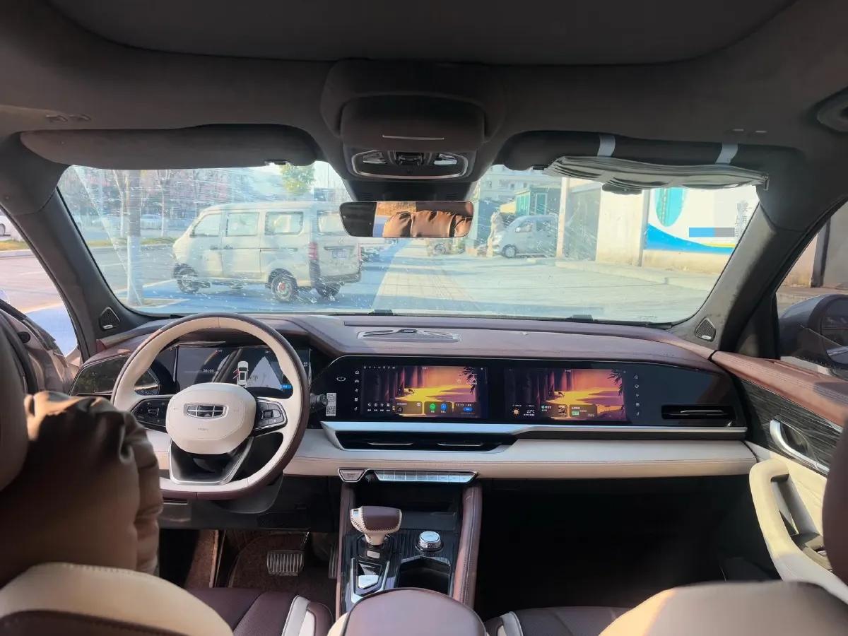 2021 Geely Monjaro 2.0T 218HP L4 7DCT,autocango,china used car exporter,china ev exporter,chinese used car exporter,chinese used ev exporter