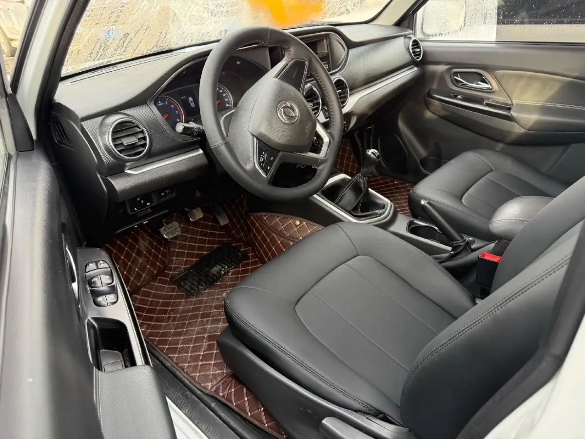 2021 Dongfeng RuiQi 2.4L 158HP L4 5MT,autocango,china used car exporter,china ev exporter,chinese used car exporter,chinese used ev exporter