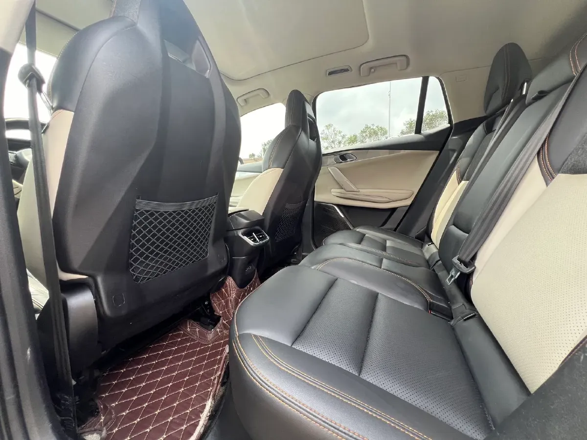 2022 Roewe i6 MAX BEV 61.1KWH,autocango,china used car exporter,china ev exporter,chinese used car exporter,chinese used ev exporter