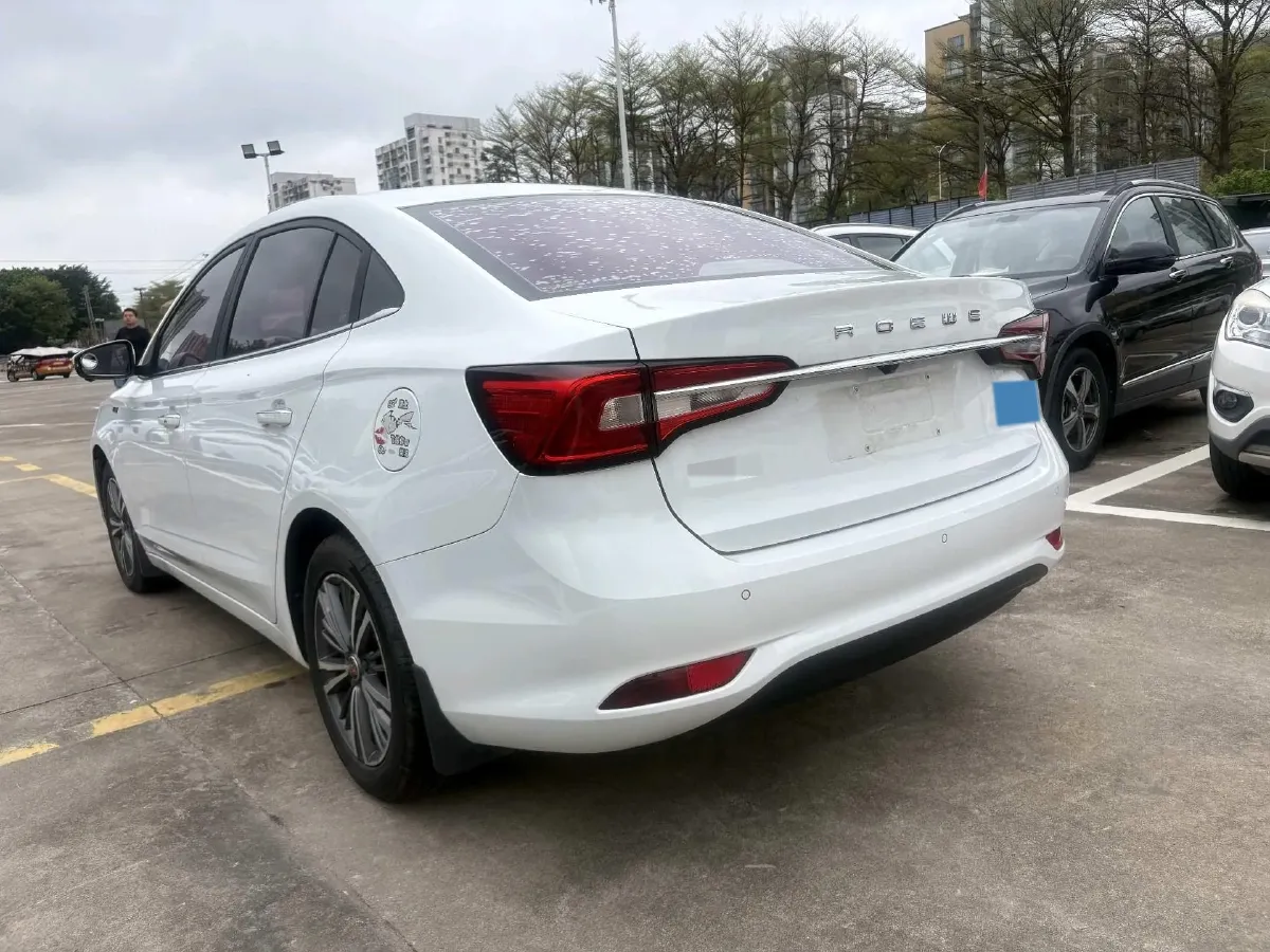 2019 Roewe i5 1.5L 120HP L4 CVT,autocango,china used car exporter,china ev exporter,chinese used car exporter,chinese used ev exporter