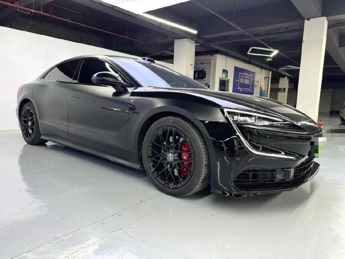 2025 YangWang U7 2.0T 245HP H4 E-CVT PHEV 52.4KWH,autocango,china used car exporter,china ev exporter,chinese used car exporter,chinese used ev exporter