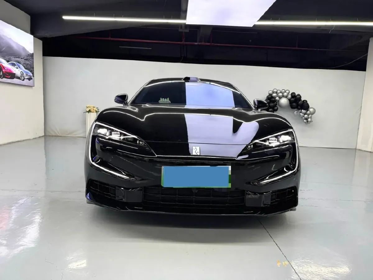 2025 YangWang U7 2.0T 245HP H4 E-CVT PHEV 52.4KWH,autocango,china used car exporter,china ev exporter,chinese used car exporter,chinese used ev exporter