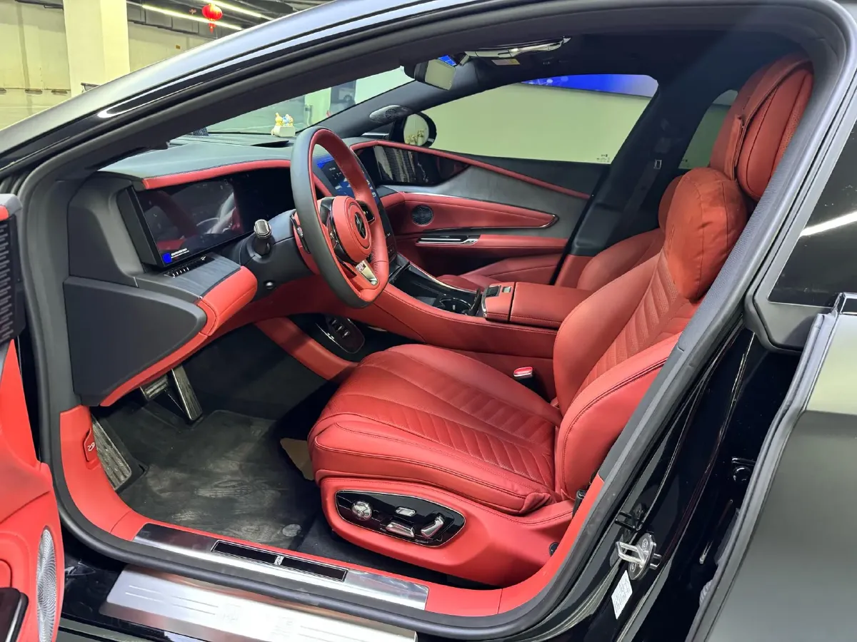 2025 YangWang U7 2.0T 245HP H4 E-CVT PHEV 52.4KWH,autocango,china used car exporter,china ev exporter,chinese used car exporter,chinese used ev exporter