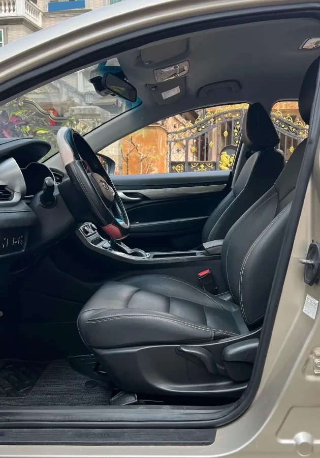 2019 Geely Emgrand 1.5L 109HP L4 CVT,autocango,china used car exporter,china ev exporter,chinese used car exporter,chinese used ev exporter