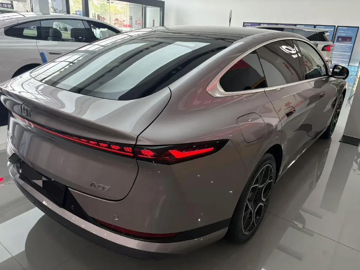 2025 ChangAn QiYuan A07 REEV 98HP REEV 28.4KWH,autocango,china used car exporter,china ev exporter,chinese used car exporter,chinese used ev exporter