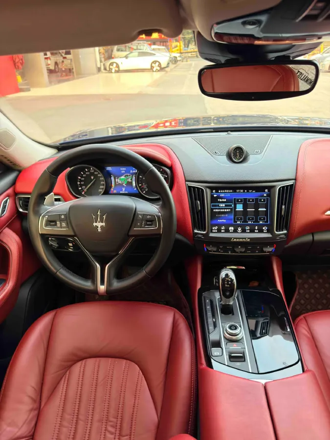 2018 Maserati Levante 3.0T 350HP V6 8AT,autocango,china used car exporter,china ev exporter,chinese used car exporter,chinese used ev exporter