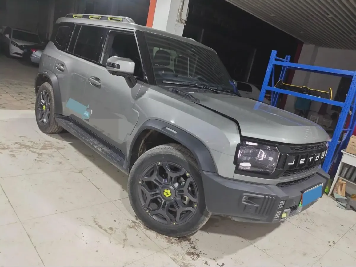 2024 Jetour ShanHai TravellerC-DM 1.5T 156HP L4 3DHT PHEV 43.24KWH,autocango,china used car exporter,china ev exporter,chinese used car exporter,chinese used ev exporter