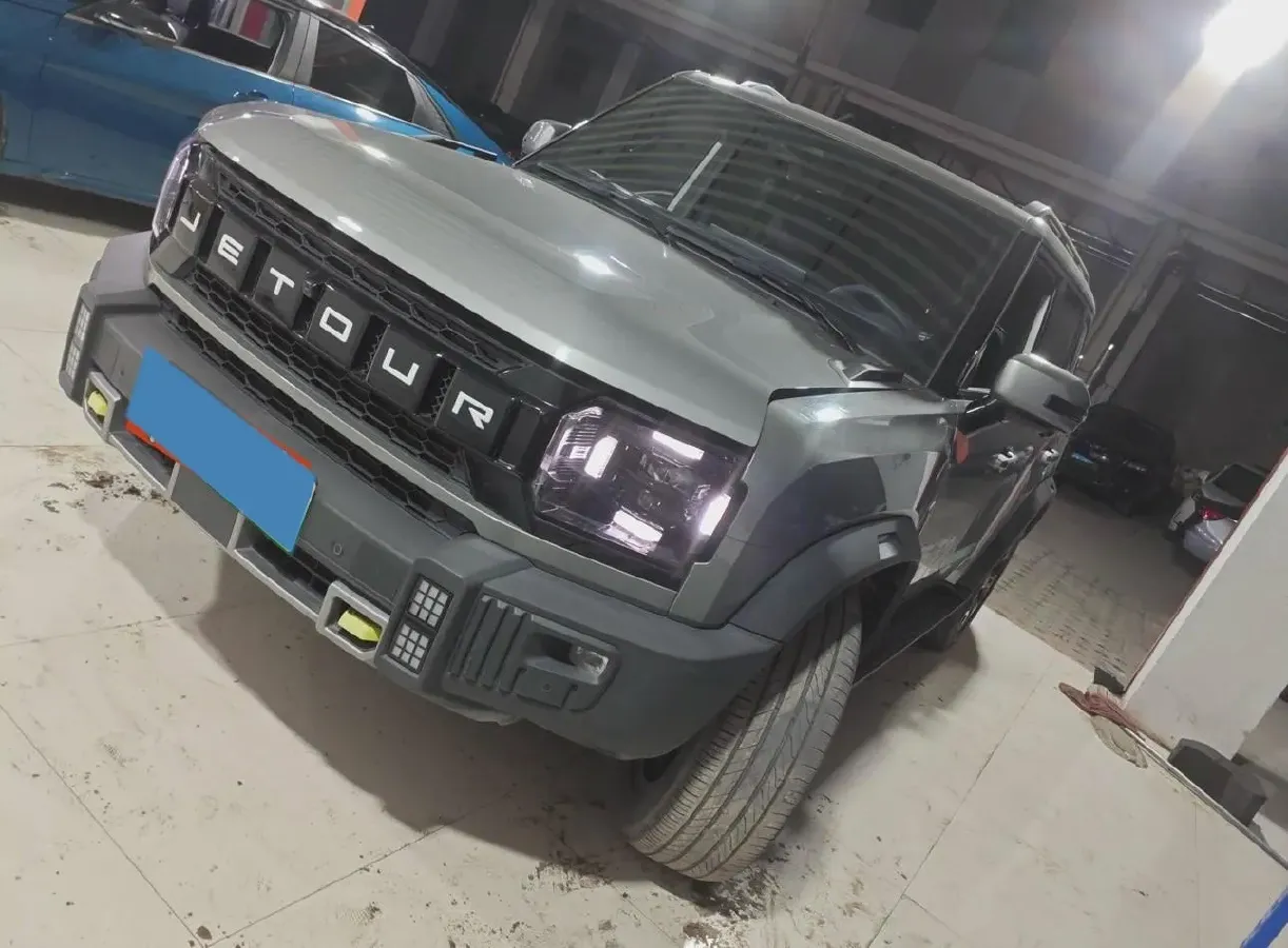 2024 Jetour ShanHai TravellerC-DM 1.5T 156HP L4 3DHT PHEV 43.24KWH,autocango,china used car exporter,china ev exporter,chinese used car exporter,chinese used ev exporter