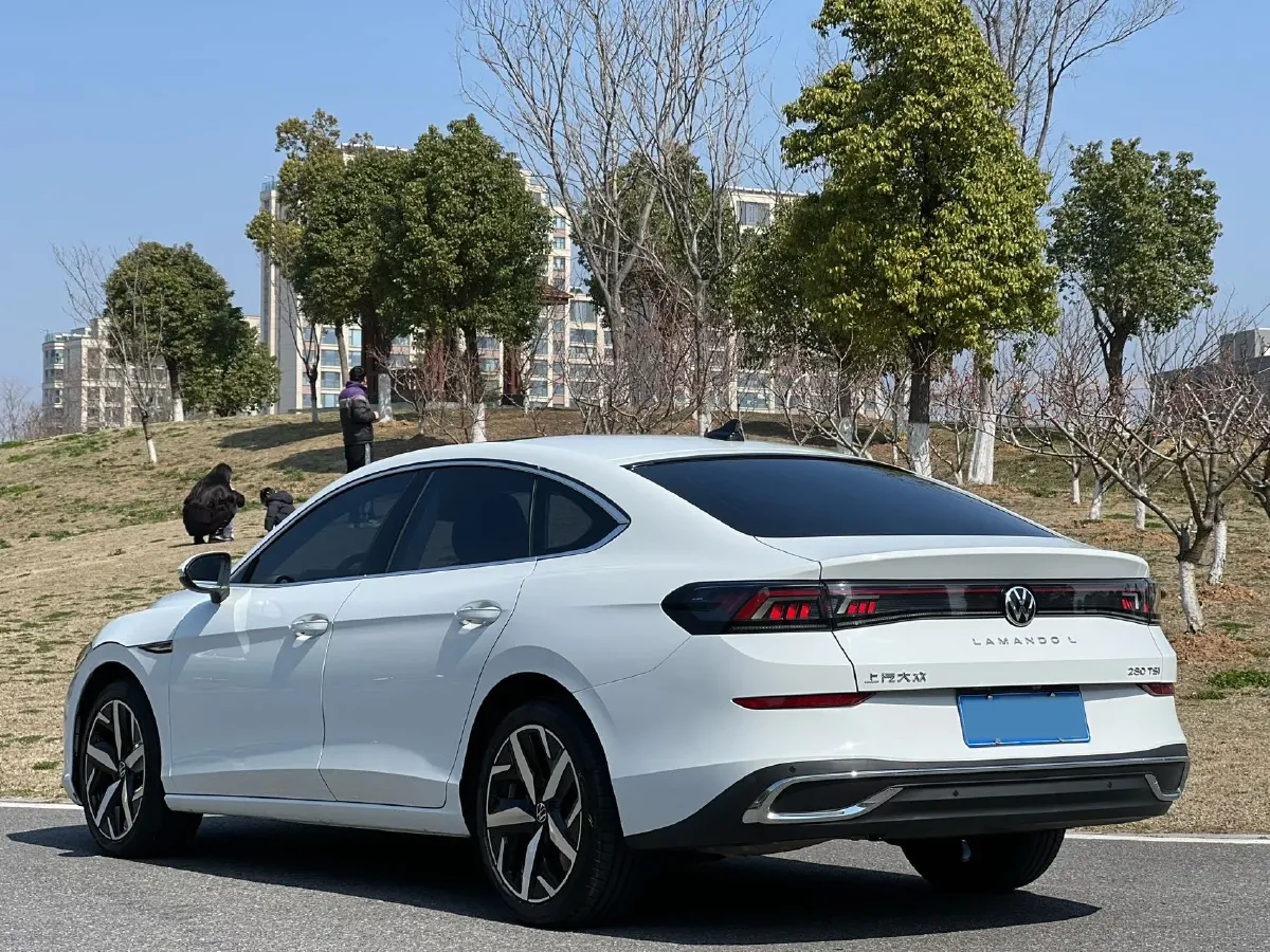 2024 Volkswagen Lamando 1.4T 150HP L4 7DCT,autocango,china used car exporter,china ev exporter,chinese used car exporter,chinese used ev exporter