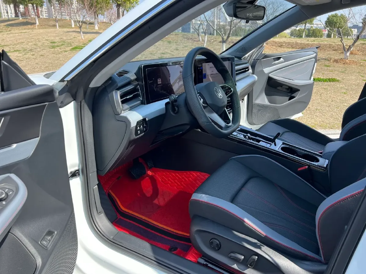 2024 Volkswagen Lamando 1.4T 150HP L4 7DCT,autocango,china used car exporter,china ev exporter,chinese used car exporter,chinese used ev exporter