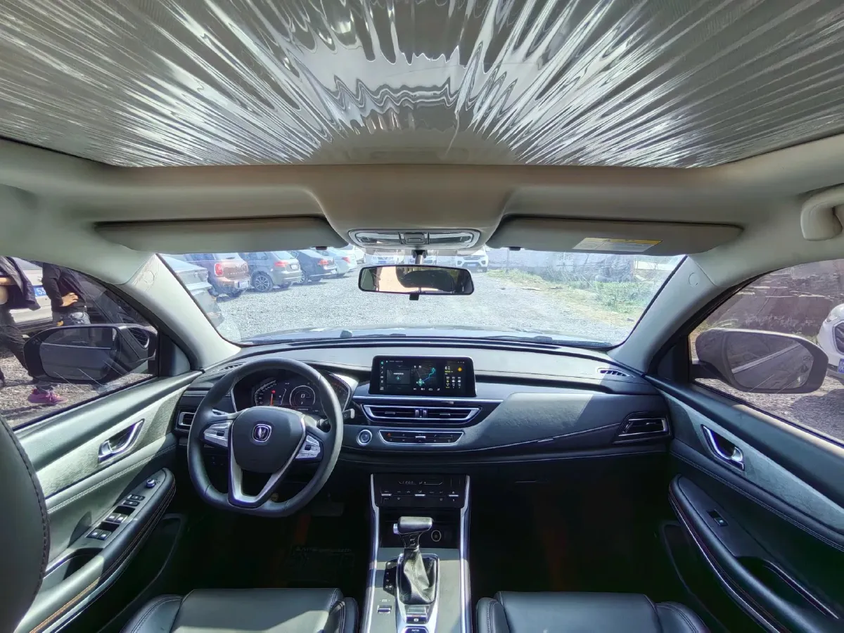 2022 ChangAn CS75 1.5T 180HP L4 7DCT,autocango,china used car exporter,china ev exporter,chinese used car exporter,chinese used ev exporter