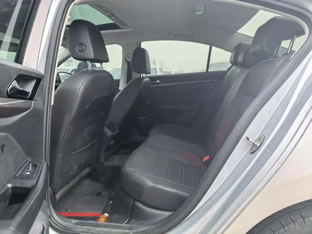 2020 Volkswagen Bora 1.5L 113HP L4 6AT,autocango,china used car exporter,china ev exporter,chinese used car exporter,chinese used ev exporter