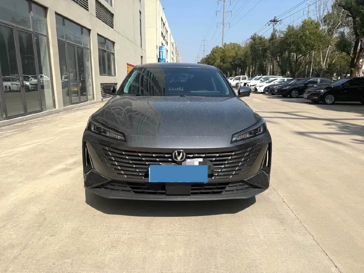 2024 ChangAn Eado 1.5T 170HP L4 7DCT,autocango,china used car exporter,china ev exporter,chinese used car exporter,chinese used ev exporter