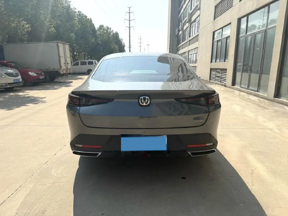 2024 ChangAn Eado 1.5T 170HP L4 7DCT,autocango,china used car exporter,china ev exporter,chinese used car exporter,chinese used ev exporter