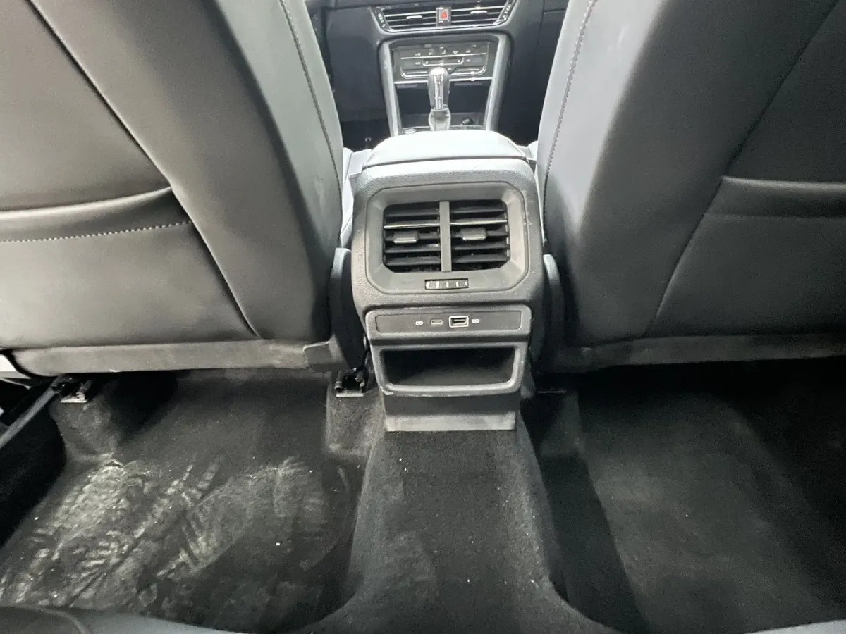 2021 Volkswagen Tharu 1.4T 150HP L4 7DCT,autocango,china used car exporter,china ev exporter,chinese used car exporter,chinese used ev exporter