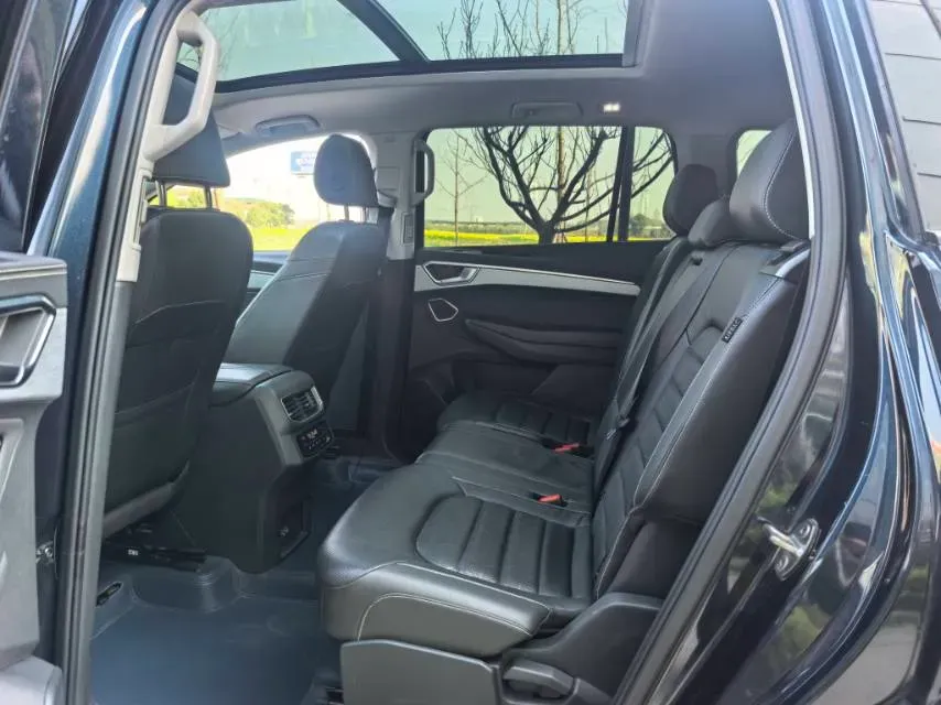 2021 Volkswagen Talagon 2.0T 220HP L4 7DCT,autocango,china used car exporter,china ev exporter,chinese used car exporter,chinese used ev exporter