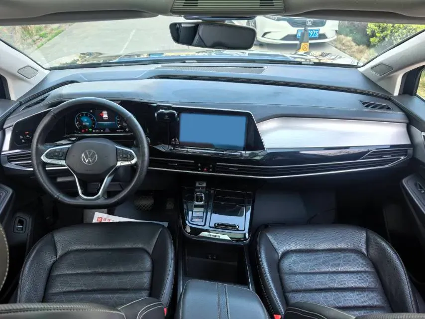 2021 Volkswagen Talagon 2.0T 220HP L4 7DCT,autocango,china used car exporter,china ev exporter,chinese used car exporter,chinese used ev exporter