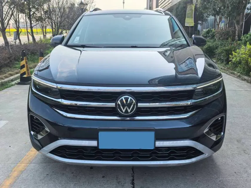 2021 Volkswagen Talagon 2.0T 220HP L4 7DCT,autocango,china used car exporter,china ev exporter,chinese used car exporter,chinese used ev exporter