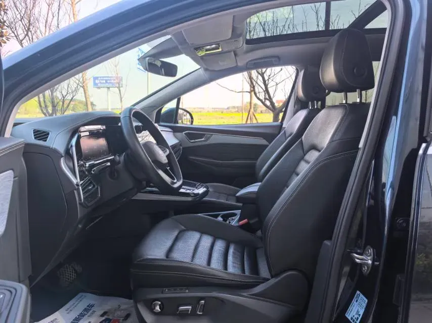 2021 Volkswagen Talagon 2.0T 220HP L4 7DCT,autocango,china used car exporter,china ev exporter,chinese used car exporter,chinese used ev exporter