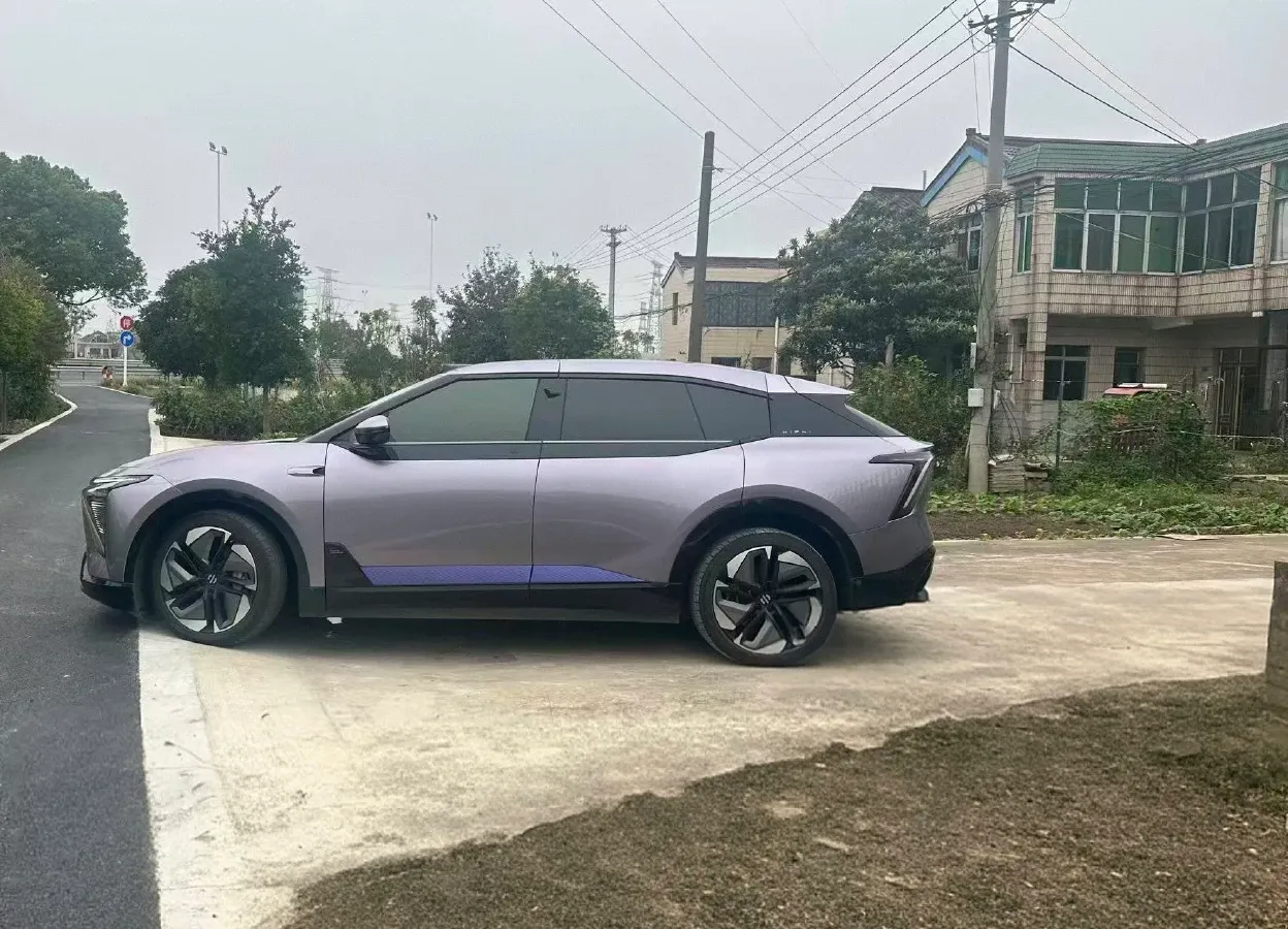 2023 HiPhi Y BEV 76.6KWH,autocango,china used car exporter,china ev exporter,chinese used car exporter,chinese used ev exporter