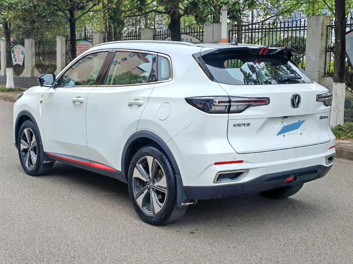 2022 ChangAn Oshan X7 Plus 1.5T 188HP L4 7DCT,autocango,china used car exporter,china ev exporter,chinese used car exporter,chinese used ev exporter