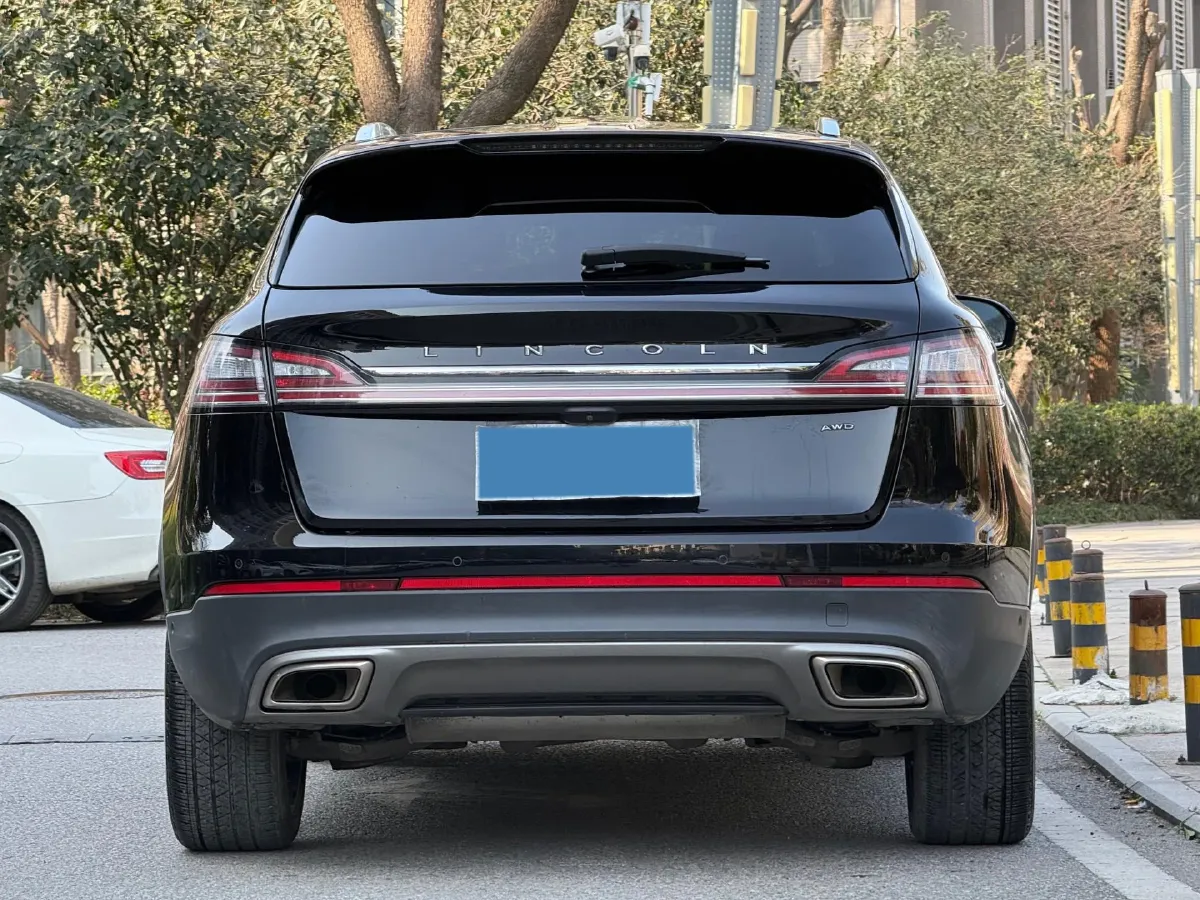 2019 Lincoln Nautilus 2.7T 329HP V6 8AT,autocango,china used car exporter,china ev exporter,chinese used car exporter,chinese used ev exporter