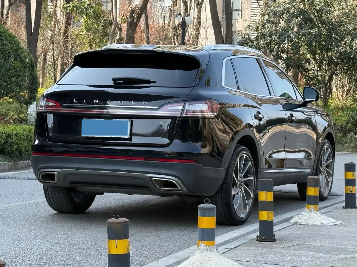 2019 Lincoln Nautilus 2.7T 329HP V6 8AT,autocango,china used car exporter,china ev exporter,chinese used car exporter,chinese used ev exporter