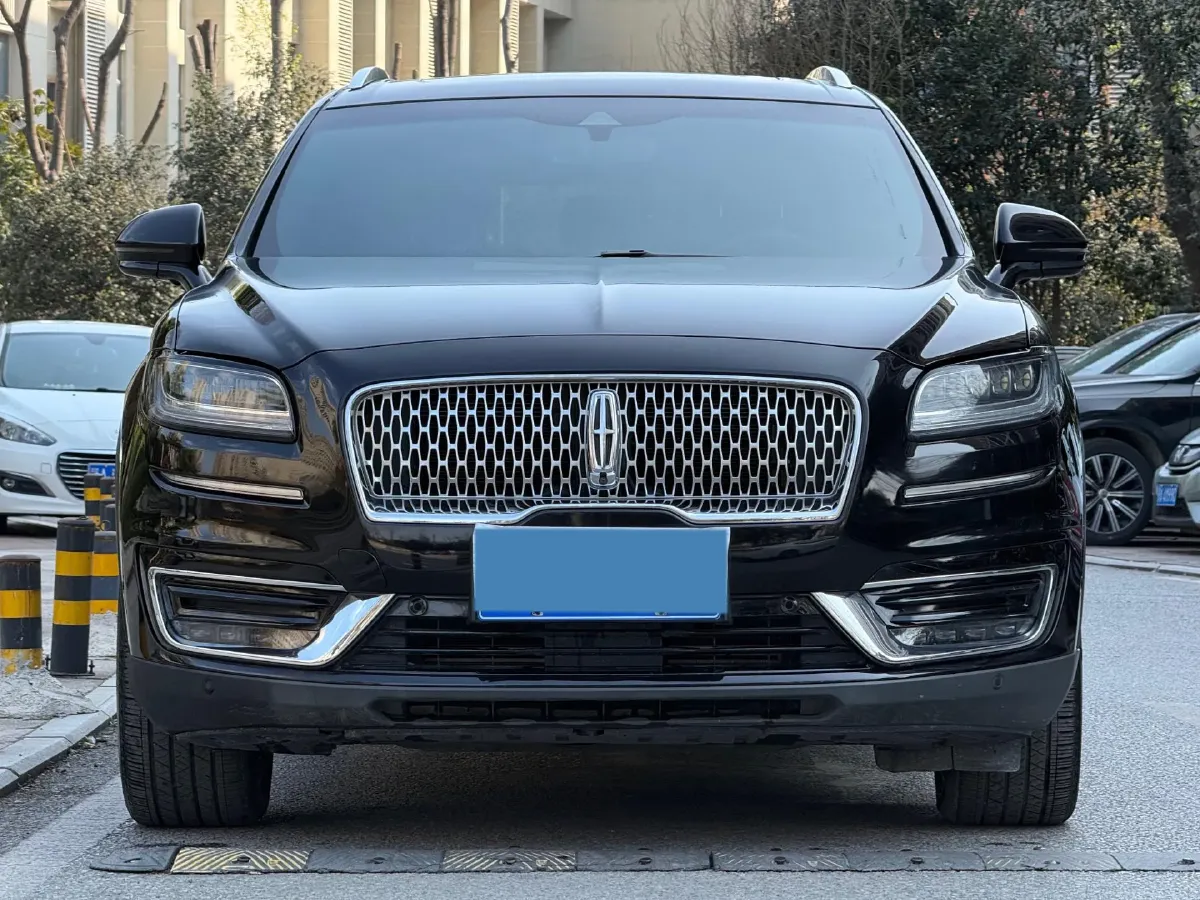 2019 Lincoln Nautilus 2.7T 329HP V6 8AT,autocango,china used car exporter,china ev exporter,chinese used car exporter,chinese used ev exporter