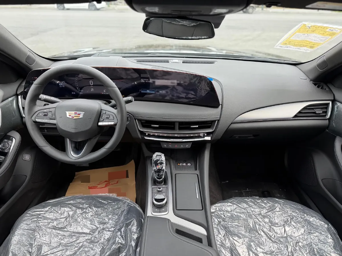 2024 Cadillac CT5 2.0T 237HP L4 10AT,autocango,china used car exporter,china ev exporter,chinese used car exporter,chinese used ev exporter