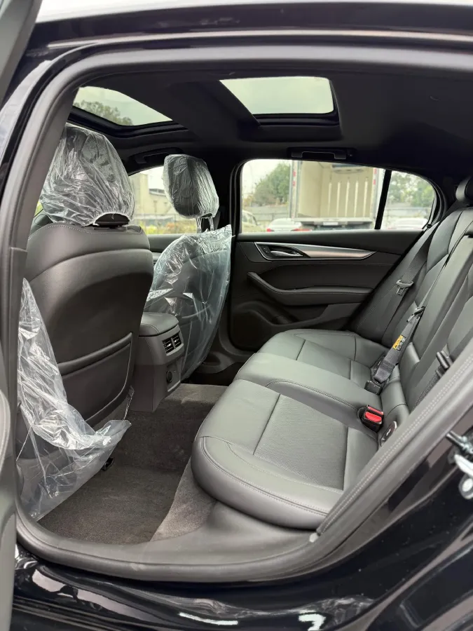 2024 Cadillac CT5 2.0T 237HP L4 10AT,autocango,china used car exporter,china ev exporter,chinese used car exporter,chinese used ev exporter