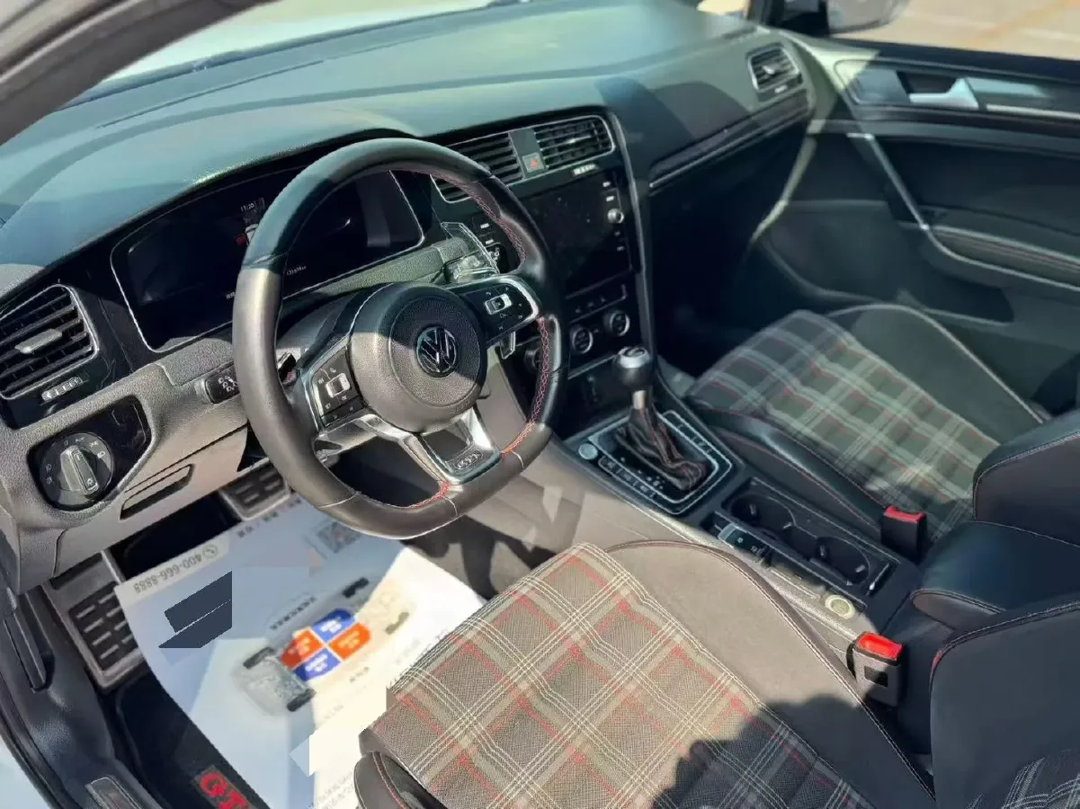 2018 Volkswagen GolfGTI 2.0T 220HP L4 7DCT,autocango,china used car exporter,china ev exporter,chinese used car exporter,chinese used ev exporter