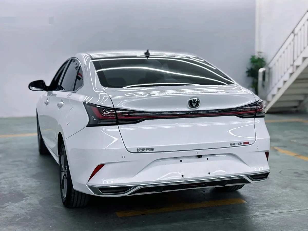 2023 ChangAn Raeton Plus 1.5T 188HP L4 7DCT,autocango,china used car exporter,china ev exporter,chinese used car exporter,chinese used ev exporter