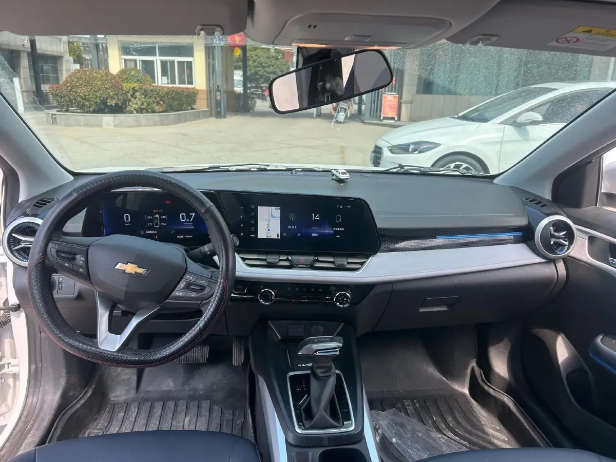 2024 Chevrolet Monza 1.5L 113HP L4 6DCT,autocango,china used car exporter,china ev exporter,chinese used car exporter,chinese used ev exporter