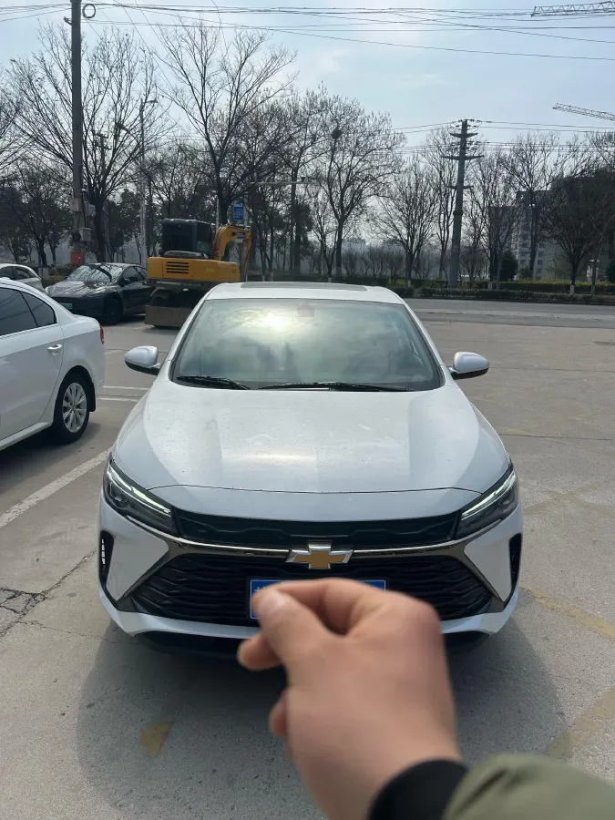 2024 Chevrolet Monza 1.5L 113HP L4 6DCT,autocango,china used car exporter,china ev exporter,chinese used car exporter,chinese used ev exporter