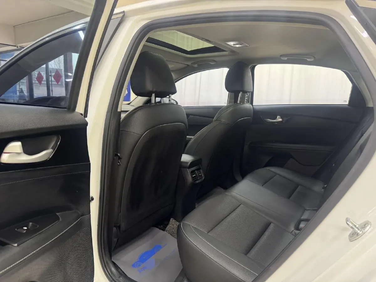 2021 Kia K3 1.5L 115HP L4 CVT,autocango,china used car exporter,china ev exporter,chinese used car exporter,chinese used ev exporter