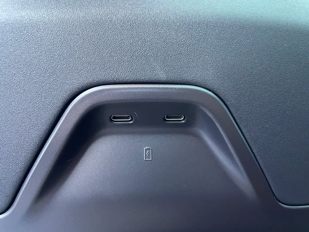 2023 Lincoln Nautilus 2.0T 261HP L4 8AT,autocango,china used car exporter,china ev exporter,chinese used car exporter,chinese used ev exporter