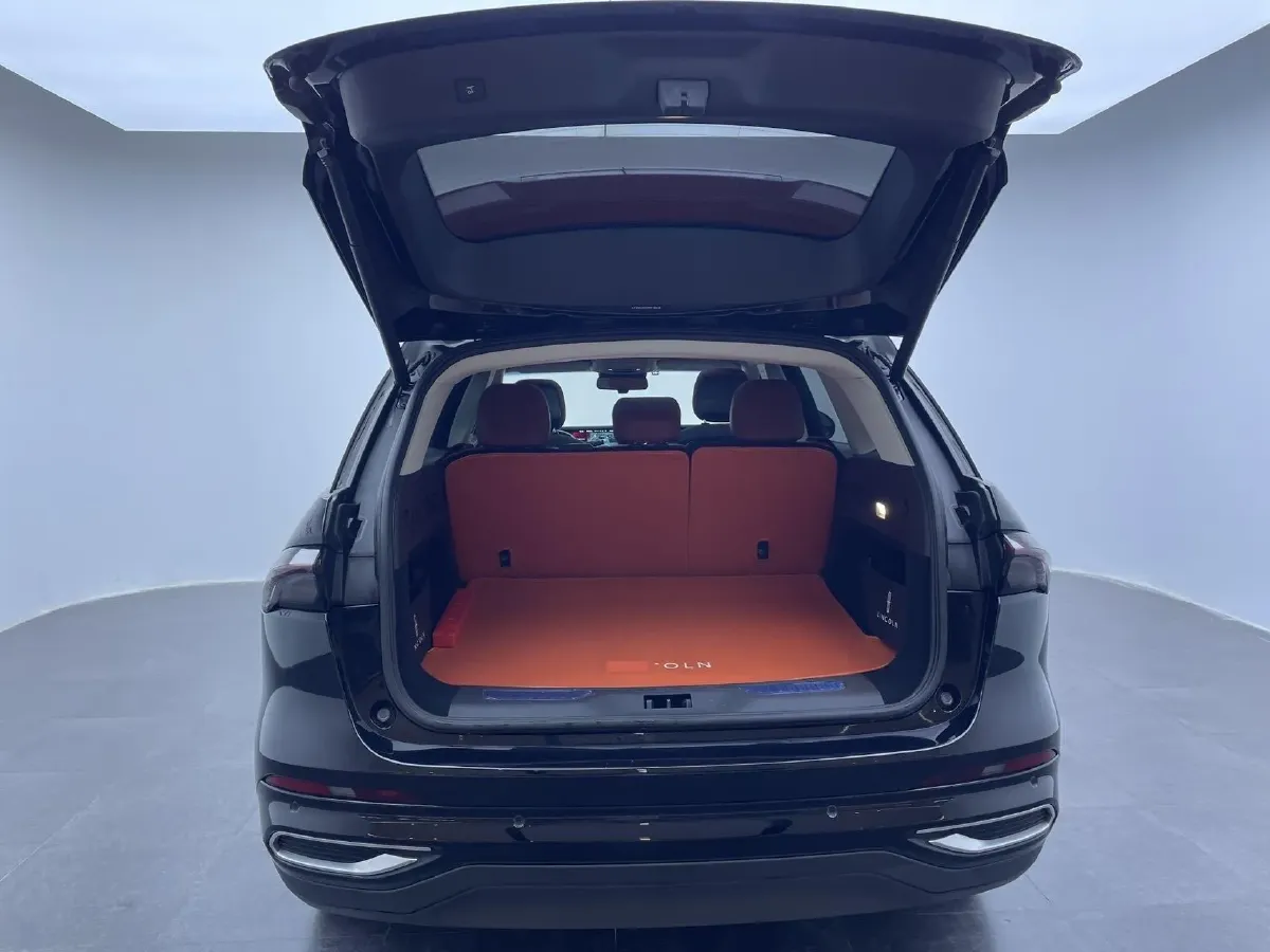 2023 Lincoln Nautilus 2.0T 261HP L4 8AT,autocango,china used car exporter,china ev exporter,chinese used car exporter,chinese used ev exporter