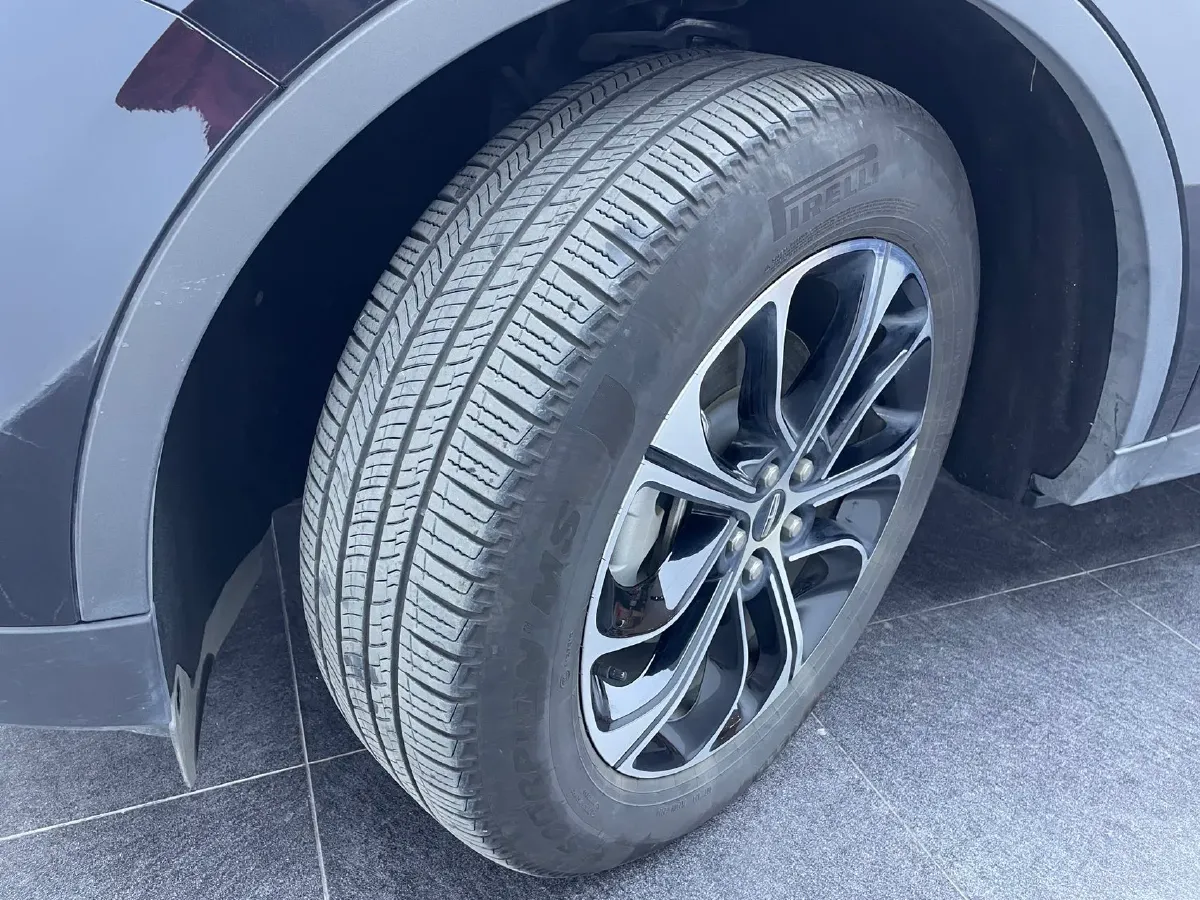 2023 Lincoln Nautilus 2.0T 261HP L4 8AT,autocango,china used car exporter,china ev exporter,chinese used car exporter,chinese used ev exporter