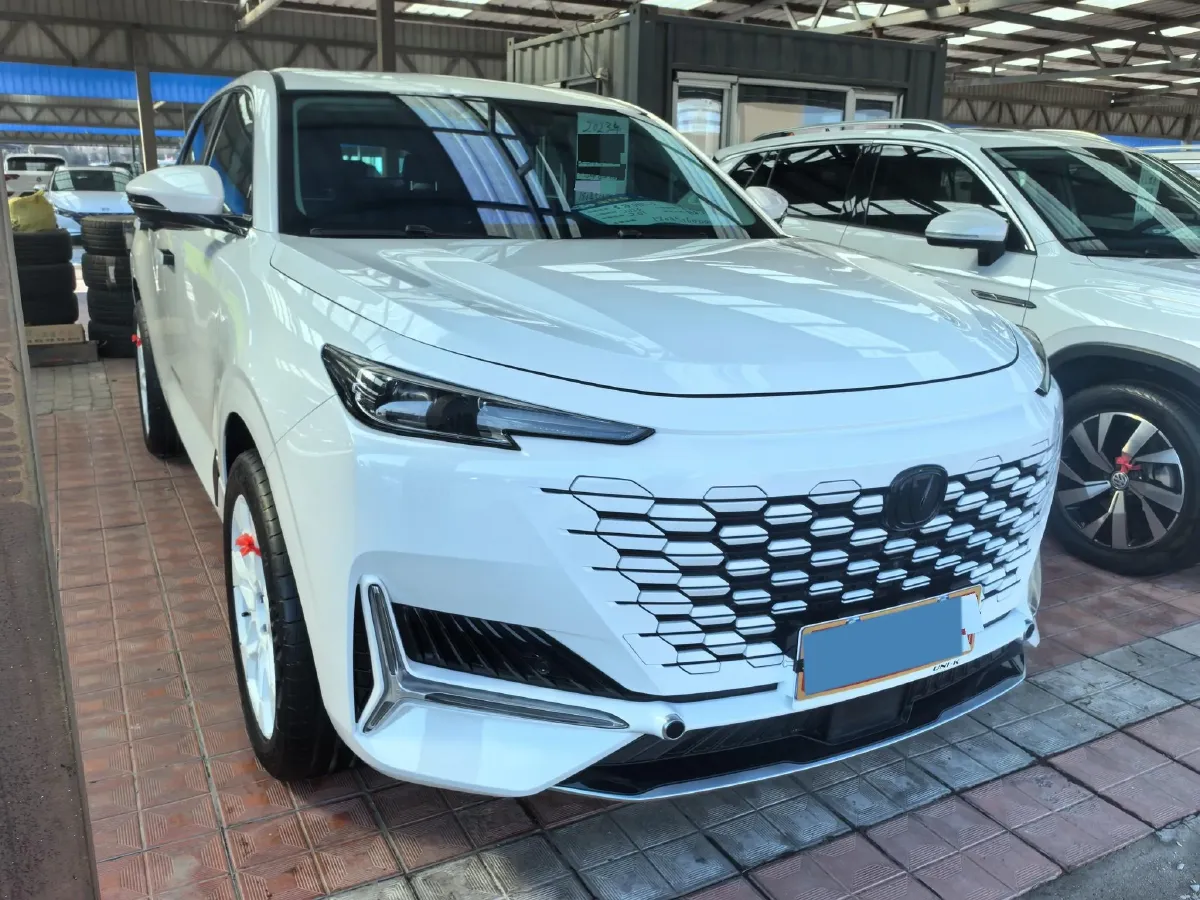 2023 ChangAn UNI-K 2.0T 233HP L4 8AT,autocango,china used car exporter,china ev exporter,chinese used car exporter,chinese used ev exporter