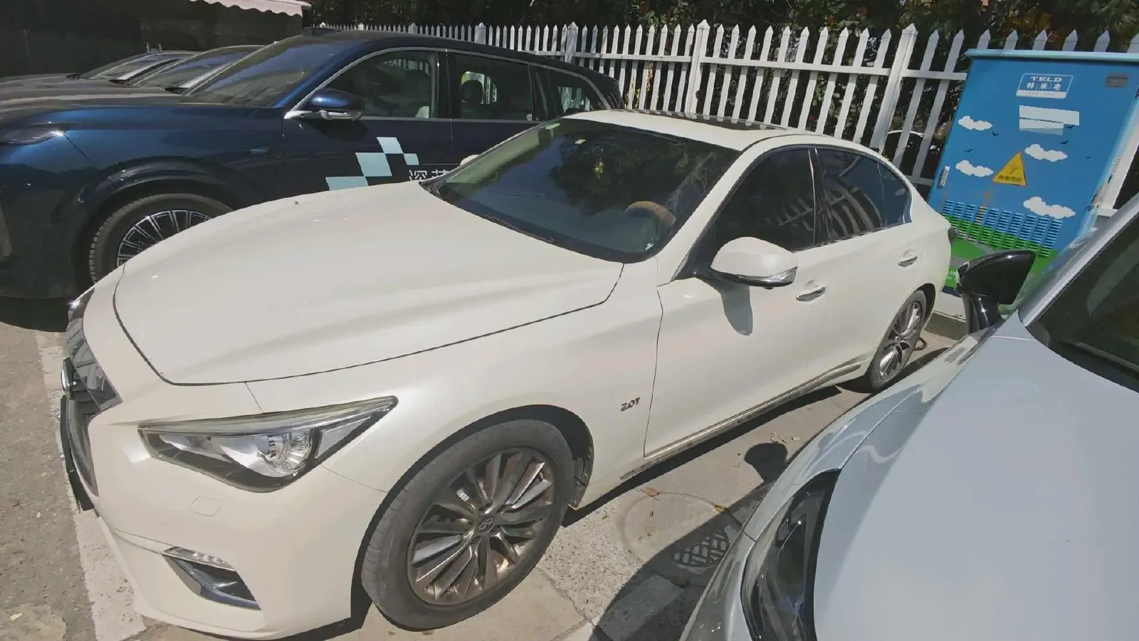 2018 Jeep Grand Commander 2.0T 265HP L4 9AT,autocango,china used car exporter,china ev exporter,chinese used car exporter,chinese used ev exporter