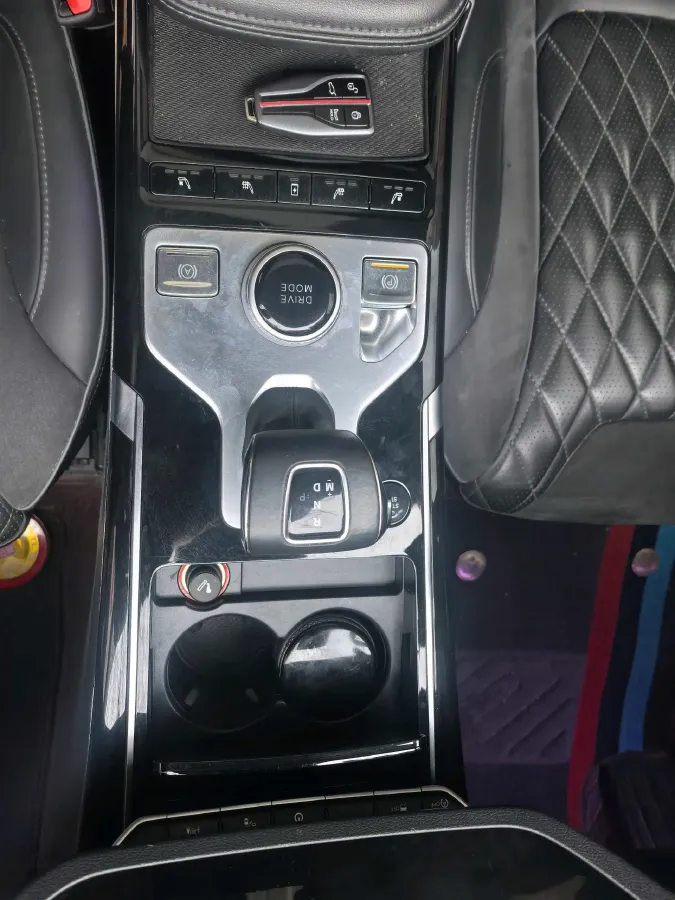 2019 HongQi HS5 2.0T 224HP L4 6AT,autocango,china used car exporter,china ev exporter,chinese used car exporter,chinese used ev exporter