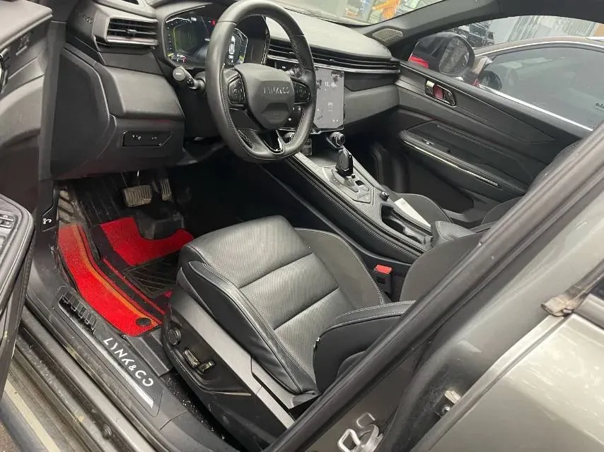 2021 LYNK&CO 01 2.0T 254HP L4 8AT,autocango,china used car exporter,china ev exporter,chinese used car exporter,chinese used ev exporter