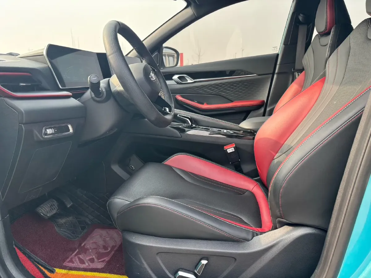 2023 Geely Coolray 1.5T 181HP L4 7DCT,autocango,china used car exporter,china ev exporter,chinese used car exporter,chinese used ev exporter